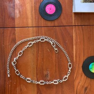 NWOT Urban Outfitters Chain Belt!